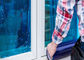 ฟิล์มป้องกัน PE สีน้ำเงินกาวตนเองสำหรับกระจกหน้าต่างป้องกันชั่วคราว